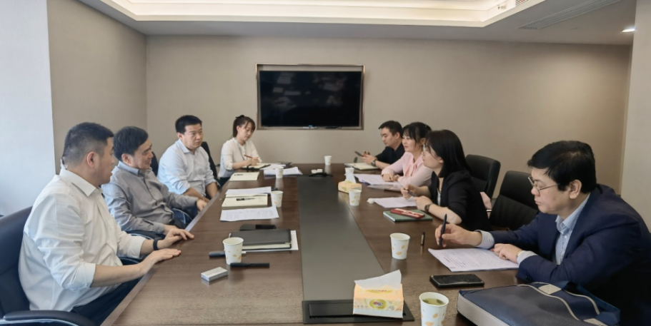 公司與經(jīng)開區(qū)管委會財政局、經(jīng)開渭發(fā)集團(tuán)座談
